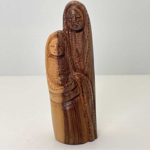 Holy Family Wooden Hand Carved Figures - Picture 13 of 13